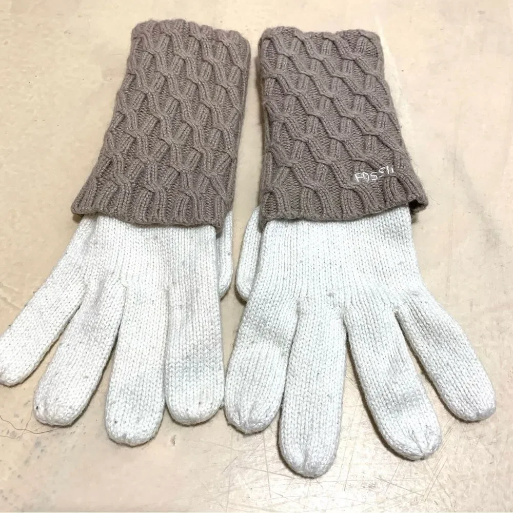 Fossil Tan & Cream Cable Knit Stretch Long Gloves Winter Fashion Dainty Womens